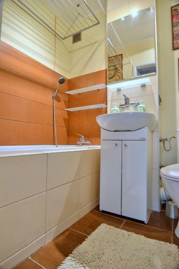 Sloneczny Apartament Grzybowska วอร์ซอ ภายนอก รูปภาพ